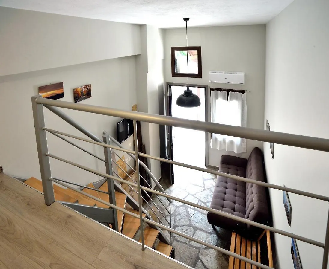 Suite Loft Apartment Konstantinidis Nea Poteidaia 0*,  Grecia